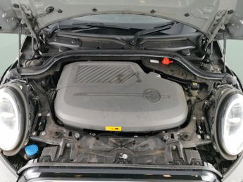 Mini Electric Hatch Cooper SE 32.6kWh Level 2 (184 ps) - LED - REVERSE CAM - HEATED 