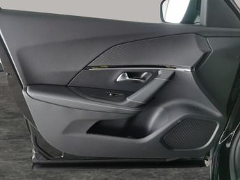 Peugeot E-2008 50kWh GT (7kW Charger) (136 ps) - REVERSE CAM - NAV - HEATED SEA