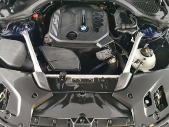 BMW 5 Series 2.0 520d M Sport Touring (190 ps) - HK AUDIO - HEATED STEERING