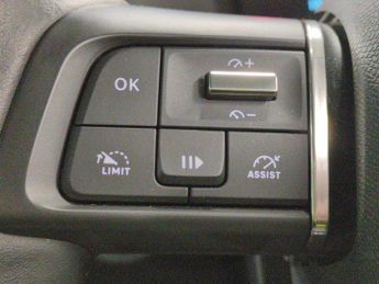 Citroen e-C4 50kWh Sense Plus (11kW Charger) (136 ps) - CRUISE - CLIMATE CONT