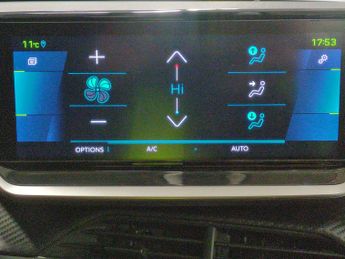 Peugeot E-2008 50kWh GT (7kW Charger) (136 ps) - REVERSE CAM - NAV - HEATED SEA