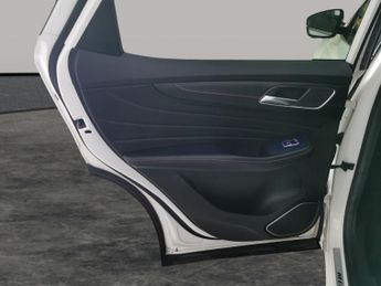 MG Mg Hs 1.5 T-GDI 16.6kWh Exclusive Plug-in (258 ps) - REVERSE CAM - NAV