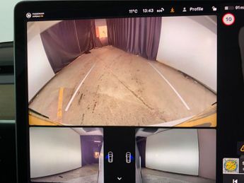 Tesla Model Y SUV RWD (346 ps) - REVERSE CAM - NAV - HEATED LEATHER