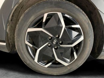 Hyundai Ioniq 5 58kWh SE Connect (170 ps) - LANE DEPARTURE  - BLUETOOTH - CRUISE