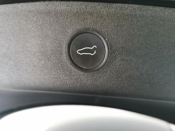 Tesla Model 3 Standard Range Plus RWD (241 bhp) - PARK ASSIST - LED - REVERSE 