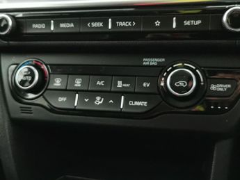 Kia Niro 64kWh 2 (201 bhp) - BLUETOOTH - CRUISE - PADDLE SHIFT