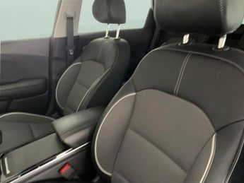 Kia Niro 64kWh 2 (201 bhp) - BLUETOOTH - CRUISE - PADDLE SHIFT