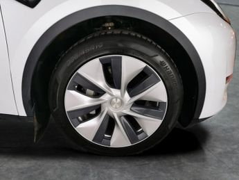 Tesla Model Y (Dual Motor) Long Range 4WDE (384 bhp) - REVERSE CAM - NAV - LEA
