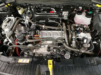 Mercedes-Benz EQA EQA 250 66.5kWh AMG Line (190 ps) - REVERSE CAM - NAV - ADAPTIVE