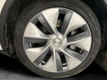 Tesla Model Y SUV RWD (346 ps) - REVERSE CAM - NAV - HEATED LEATHER