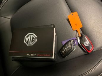 MG MG ZS 44.5kWh Exclusive (143 ps) - HEATED SEATS - NAV - BLIND SPOT ASS