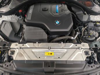 BMW 3 Series 2.0 330e 12kWh SE Pro Plug-in (292 ps) - NAV - ACOUSTIC GLAZING