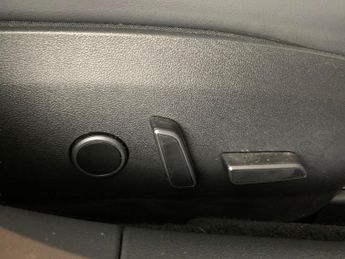 Tesla Model 3 Standard Range Plus RWD (241 bhp) - PARK ASSIST - LED - REVERSE 