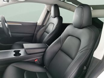 Tesla Model Y (Dual Motor) Long Range 4WDE (384 bhp) - REVERSE CAM - NAV - LEA