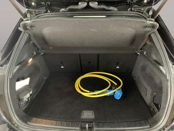 Mercedes-Benz EQA EQA 250 66.5kWh AMG Line (190 ps) - REVERSE CAM - NAV - ADAPTIVE