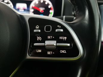 Mercedes-Benz E Class 2.0 E300de 13.5kWh SE Plug-in G-Tronic+ (306 ps) - COMFORT PACK