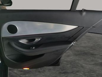 Mercedes-Benz E Class 2.0 E300de 13.5kWh SE Plug-in G-Tronic+ (306 ps) - COMFORT PACK