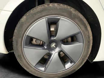 Tesla Model 3 Standard Range Plus RWD (241 bhp) - PARK ASSIST - LED - REVERSE 