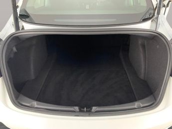 Tesla Model 3 Standard Range Plus RWD (241 bhp) - PARK ASSIST - LED - REVERSE 