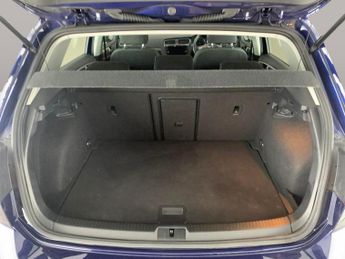 Volkswagen E-golf 35.8kWh e-Golf (136 ps) - CLIMATE CONTROL - DAB - USB AUDIO