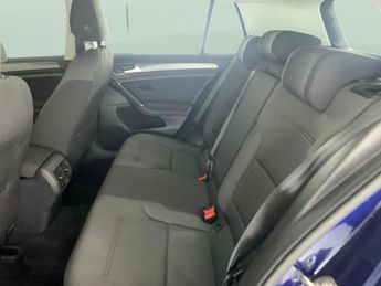 Volkswagen E-golf 35.8kWh e-Golf (136 ps) - CLIMATE CONTROL - DAB - USB AUDIO