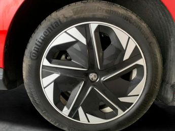 MG Mg4 51kWh SE (170 ps) - LED - REVERSE CAM - NAV