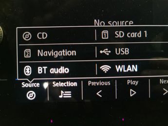 Volkswagen E-golf 35.8kWh e-Golf (136 ps) - CLIMATE CONTROL - DAB - USB AUDIO