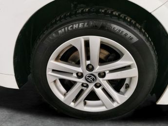 Toyota Corolla 1.8 VVT-h GPF Icon Touring Sports CVT (122 ps) - LANE DEPARTURE 