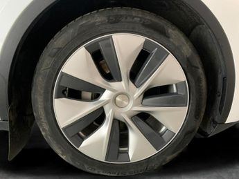 Tesla Model Y SUV RWD (346 ps) - REVERSE CAM - NAV - HEATED LEATHER
