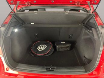 MG Mg4 51kWh SE (170 ps) - LED - REVERSE CAM - NAV