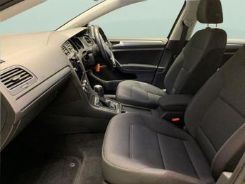 Volkswagen E-golf 35.8kWh e-Golf (136 ps) - CLIMATE CONTROL - DAB - USB AUDIO