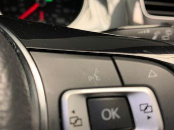 Volkswagen E-golf 35.8kWh e-Golf (136 ps) - CLIMATE CONTROL - DAB - USB AUDIO