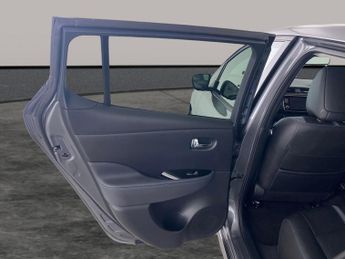 Nissan Leaf 40kWh Tekna (150 ps) - BLIND SPOT ASSIST - LANE DEPARTURE  - CRU