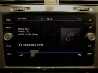 Volkswagen E-golf 35.8kWh e-Golf (136 ps) - CLIMATE CONTROL - DAB - USB AUDIO