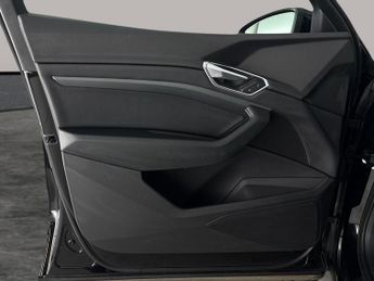 Audi e-tron 50 Technik quattro 71.2kWh (11kW Charger) (313 ps) - CARPLAY - L