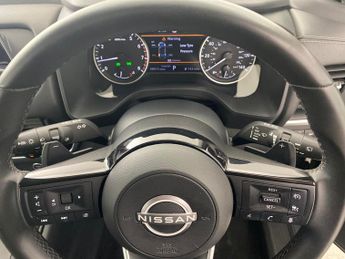 Nissan Qashqai 1.3 DIG-T MHEV Acenta Premium XTRON (158 ps) - LANE DEPARTURE  -