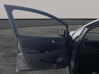 Nissan Leaf 40kWh Tekna (150 ps) - BLIND SPOT ASSIST - LANE DEPARTURE  - CRU