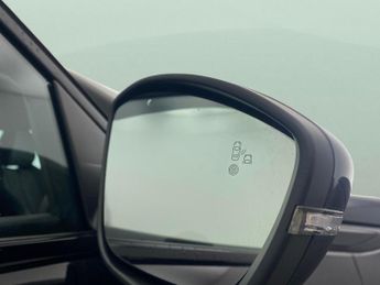 Peugeot E-2008 50kWh GT (7kW Charger) (136 ps) - REVERSE CAM - NAV - HEATED SEA