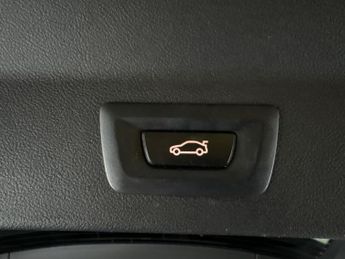 BMW iX3 80kWh Premier Edition (286 ps) - DRIVING ASSISTANT - PARK ASSIST