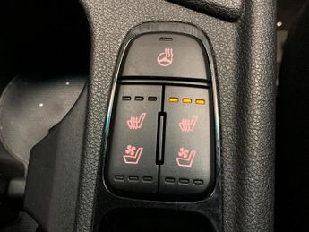 Kia Niro 1.6 GDi 4 DCT (139 bhp) - NAV - HEATED STEERING - BLIND SPOT ASS