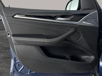 BMW iX3 80kWh Premier Edition (286 ps) - DRIVING ASSISTANT - PARK ASSIST