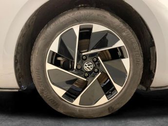 Volkswagen ID.3 150kW Pro 58kWh [Comfort] - LED - HEATED SEATS - NAV