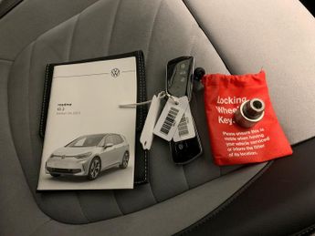 Volkswagen ID.3 150kW Pro 58kWh [Comfort] - LED - HEATED SEATS - NAV