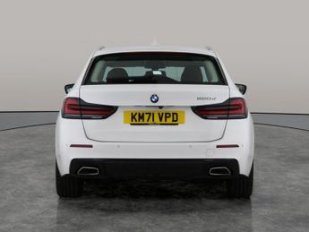 BMW 5 Series 2.0 520d MHT SE Touring Steptronic (190 ps) - LED - NAV - ACOUST