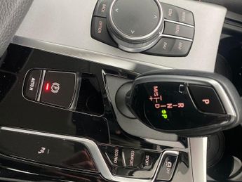 BMW 5 Series 2.0 520d MHT SE Touring Steptronic (190 ps) - LED - NAV - ACOUST