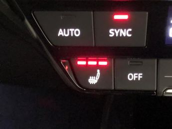 Audi Q4 E-tron 40 S line 82kWh (204 ps) - BLUETOOTH - CRUISE - SPEED LIMIT RECO