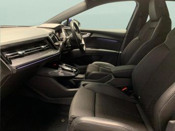 Audi Q4 E-tron 40 S line 82kWh (204 ps) - BLUETOOTH - CRUISE - SPEED LIMIT RECO