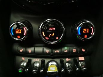 Mini Electric Hatch Cooper SE 32.6kWh Resolute Edition (184 ps) - 17IN ALLOYS - 17IN