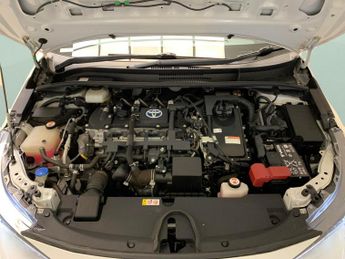 Toyota Corolla 1.8 VVT-h Icon Tech CVT (122 ps) - REVERSE CAM - NAV - HEATED SE