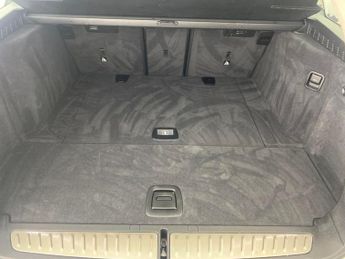 BMW 5 Series 2.0 520d MHT SE Touring Steptronic (190 ps) - LED - NAV - ACOUST